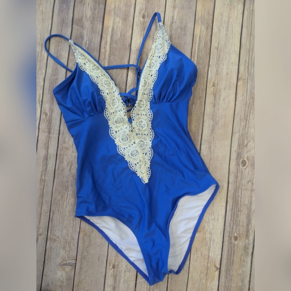 NWT Cupshe Blue Swimsuit Crochet Sz Small